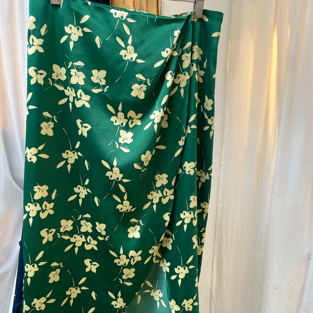 Falda midi Kelly Tulip Wrap Skirt